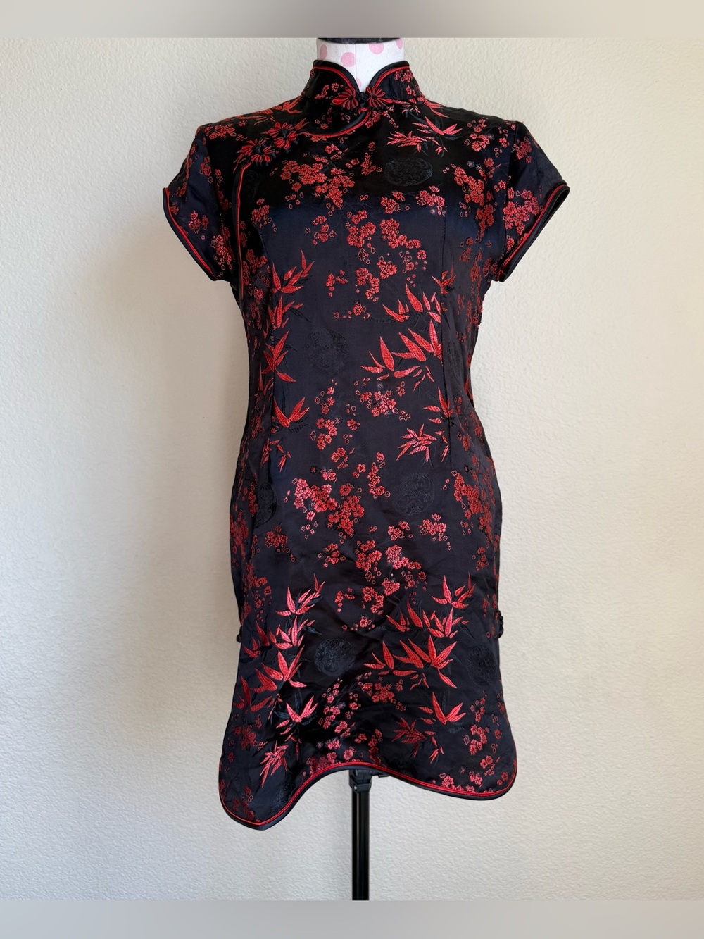 Binh Thuan Fashion Black & Red Floral Satin Brocade Cheongsam Dress